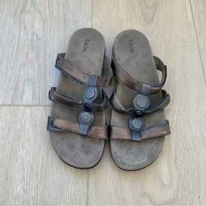Taos Womens Prize Metallic Bronze Leather Slides Sandals Size 10